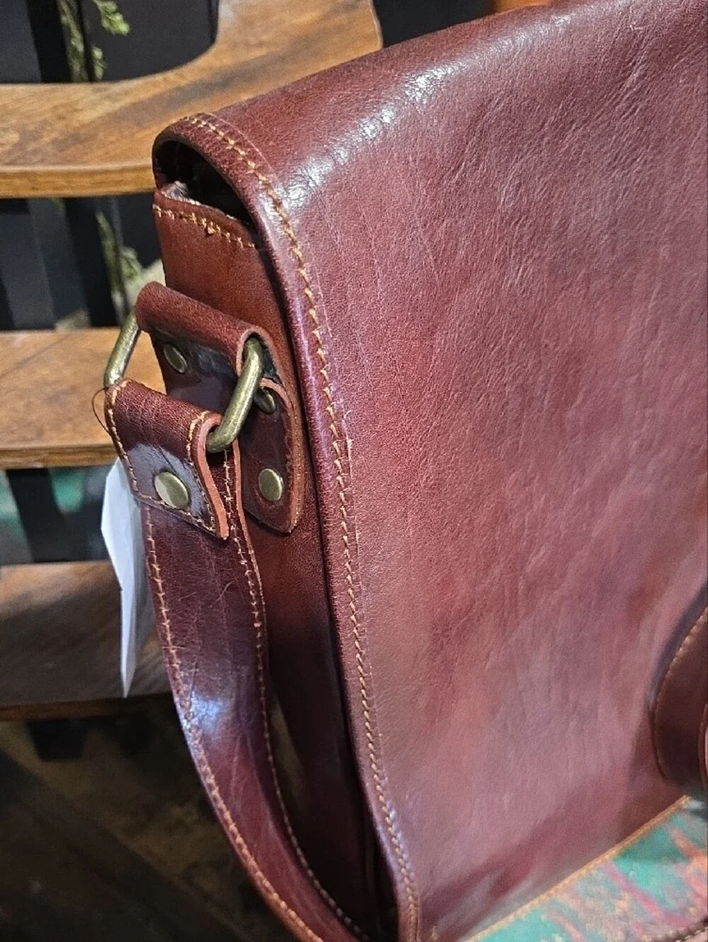 Men's Italian Brown Leather Messenger Bag - Classic Carryall